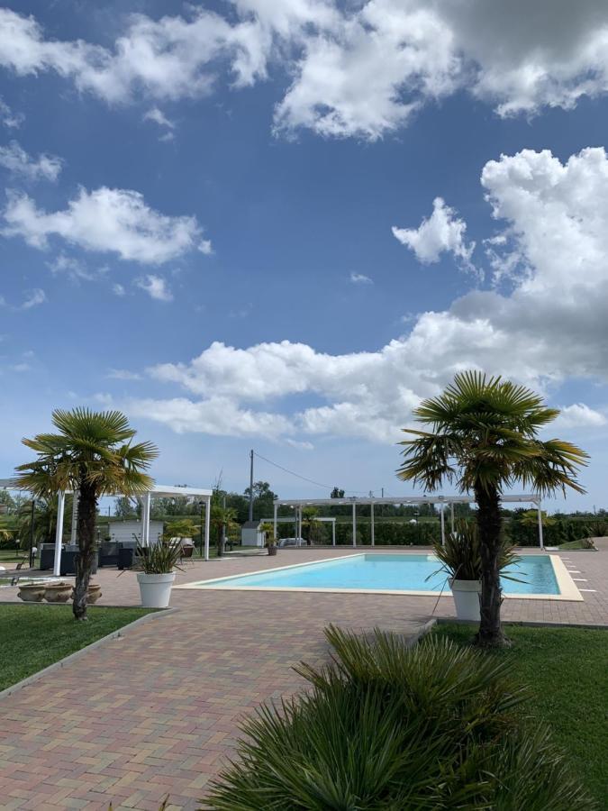 Hotel Bussana Porto Tolle Exterior photo